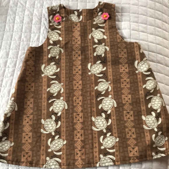 ♣️ 3/$12 Adorable Aloha Style Sun Dress - Picture 4 of 4